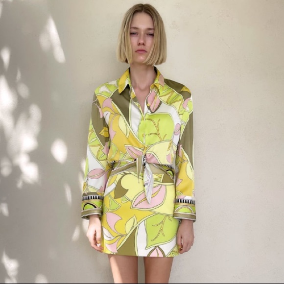 Zara Dresses & Skirts - NEW! Zara Printed Top and Skirt Co-ord Set